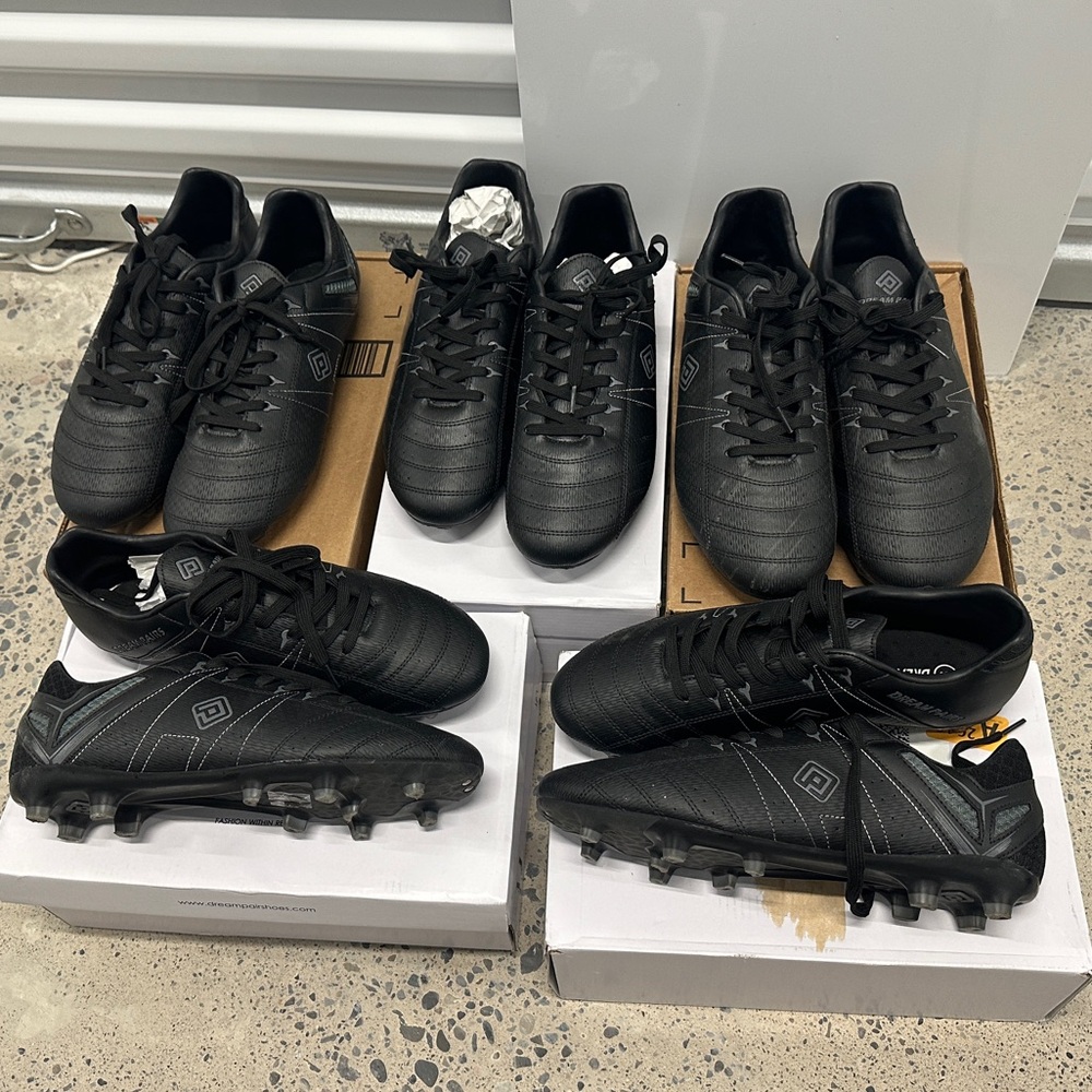 Men's Black Football Cleats - 5 pairs